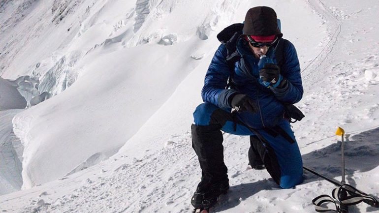 Parte integrante do seu projeto &quot;Summits of My Life&quot;, Kilian Jornet pretendia subir a montanha em tempo recorde e numa só tentativa