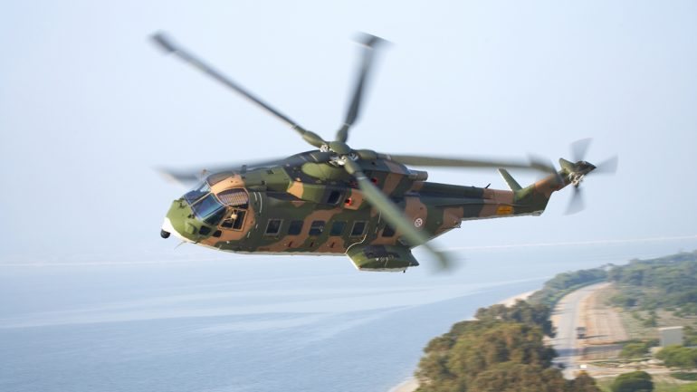 O Estado ainda não sabe quanto terá de pagar, depois de 2018, pela manutenção dos EH-101 Merlin, que fazem as missões de busca e salvamento (Créditos: Força Aérea Portuguesa)