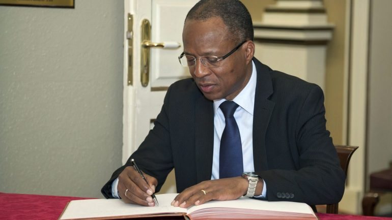 Ulisses Correia e Silva abordou a polémica a propósito da isenção de vistos por 30 dias que Cabo Verde decidiu atribuir aos cidadãos da União Europeia e do Reino Unido
