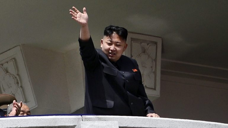 Kim Jong Un. Regime norte-coreano prossegue com os testes de mísseis
