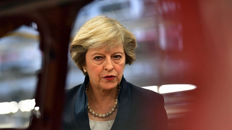 A primeira-ministra britânica, Theresa May, convocou eleições antecipadas para 8 de junho