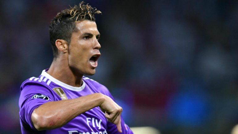 Cristiano Ronaldo bisou na conquista da quarta Liga dos Campeões frente à Juventus, terceira no Real Madrid