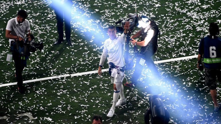Carvajal, Marcelo, Sergio Ramos, Casemiro, Toni Kroos, Luka Modric e Isco foram os outros eleitos entre os campeões europeus de clubes