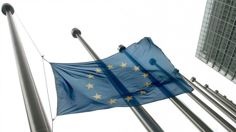 Após aprovada pelo Parlamento Europeu, a Procuradoria Europeia independente disporá de poderes de investigação e ação penal em caso de atos lesivos do orçamento da UE