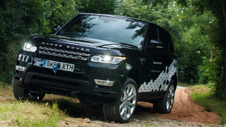 Através da inMotion Ventures, a JLR vai fornecer à Lyft uma frota de modelos Jaguar e Land Rover, para testar a tecnologia de condução autónoma