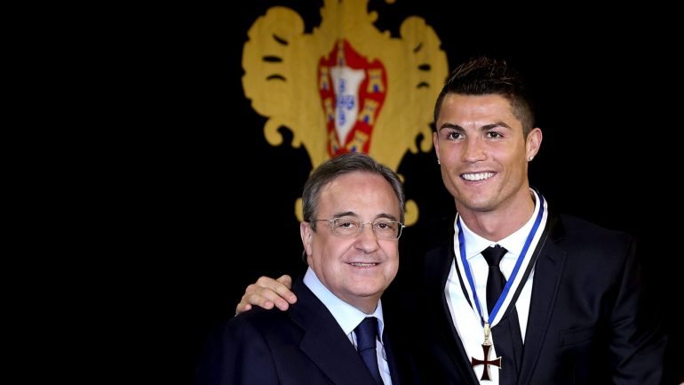 Florentino Pérez e Cristiano Ronaldo irão conversar no final da Taça das Confederações para encerrar de vez a novela.
