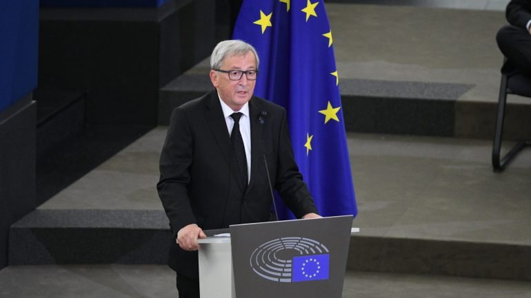 As críticas do presidente da Comissão valeram-lhe uma admoestação por parte de Antonio Tajani