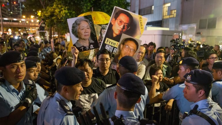 Símbolo da luta pela democracia na China, Liu Xiaobo foi condenado depois de ter sido um dos promotores da chamada &quot;Carta 08&quot;, um manifesto a favor da introdução de reformas políticas democráticas