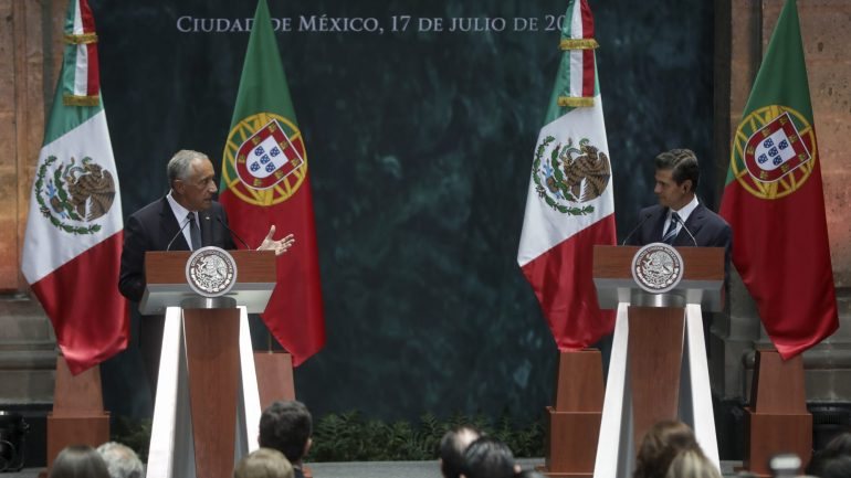 Os presidentes falavam no Palácio Nacional, na Cidade do México, no final de uma reunião