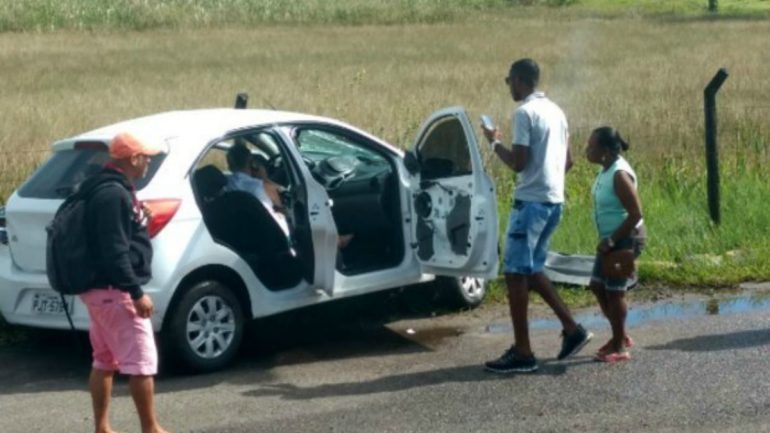 A Polícia Rodoviária Estadual confirmou que o BMW envolvido no acidente pertence a Liedson, ex-jogador do Sporting
