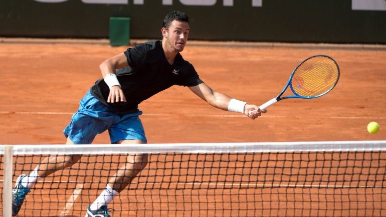 Gonçalo Oliveira ocupa o 248.º lugar do top 250 do ranking mundial de ténis
