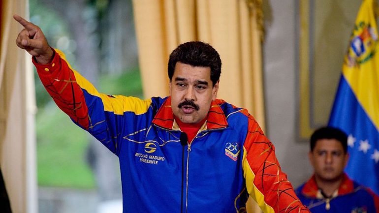 Maduro serviu-se da música durante um comício