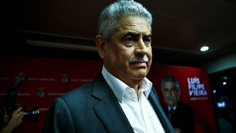 Segundo a revista Sábado, a saída de Pedro Guerra da Benfica TV do cargo de diretor de conteúdos foi decidida pela direção do Benfica