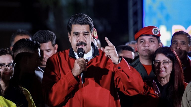 A oposição venezuelana acusa o Presidente de pretender usar a reforma para instaurar no país um regime cubano e perseguir e calar as vozes dissidentes