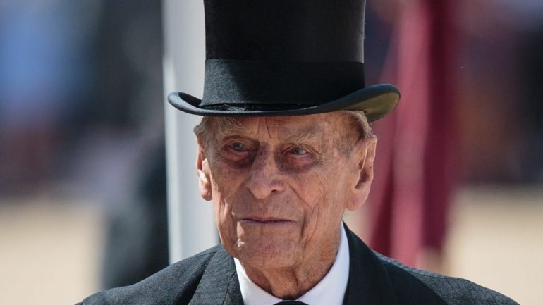 O duque está casado com a rainha Isabel II desde 1947