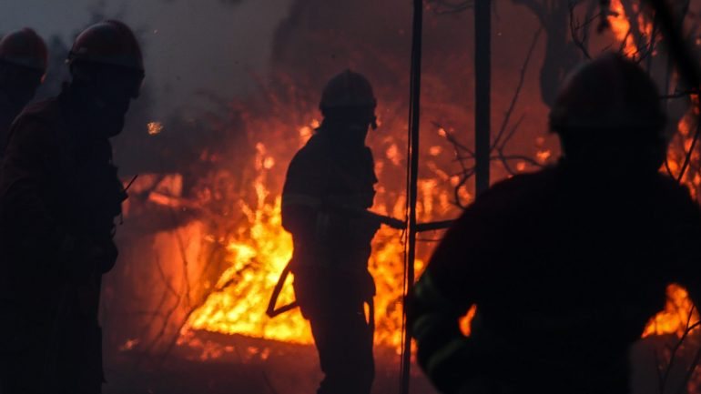 O incêndio de Abrantes começou às 18h14 desta quarta-feira