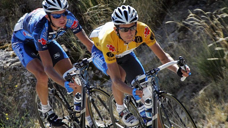 Roberto Heras venceu a Vuelta em 2000 pela Kelme, em 2003 e 2004 pela US Postal e em 2005 pela Liberty