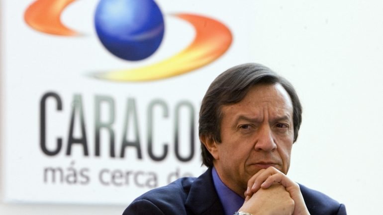 Jornalista colombiano Paulo Laserna, diretor da Caracol TV, que deixou de ser transmitida na Venezuela esta quinta-feira