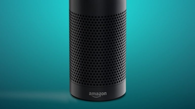 A coluna Echo da Amazon é o interface do assistente pessoal Alexa. A Cortana, da Microsoft, está integrada no Windows 10