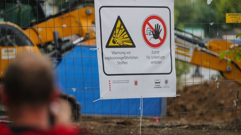 Bomba foi encontrada na terça-feira, durante os trabalhos de construção de um bairro em Westend, em Frankfurt