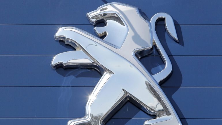 O diretor da Peugeot Sport, Bruno Famin, explicou que de tratou de &quot;uma escolha estratégica&quot;