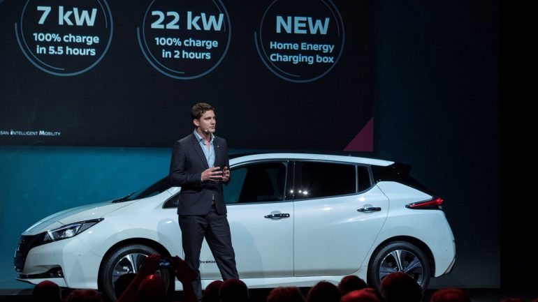 O novo Leaf é mais do que um veículo, pois permitiu à Nissan criar uma série de soluções para o integrar na sociedade actual, fornecendo energia à residência e comprando e vendendo energia à rede, com vantagens importantes