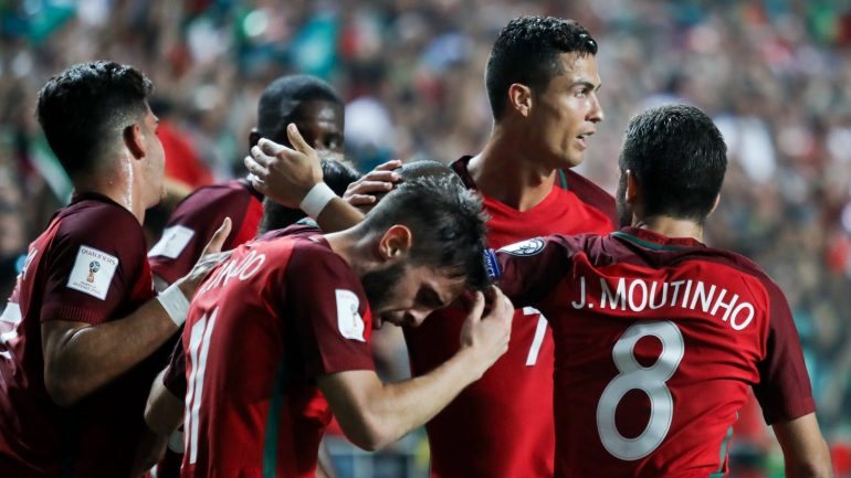 Portugal vai jogar com a Arábia Saudita, que já está no Mundial, e os EUA, que não conseguiram qualificar-se