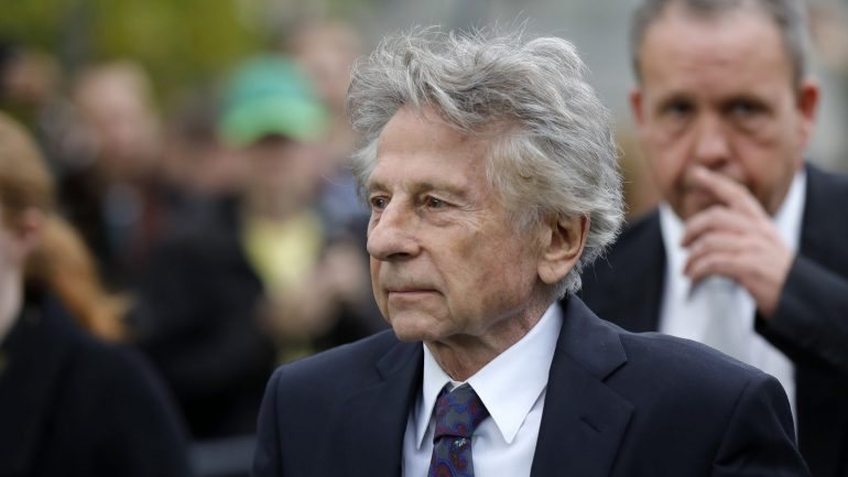 Roman Polanski fugiu dos EUA em 1977, para evitar a prisão. Não regressou desde então, mas em 2003 ganhou um Óscar