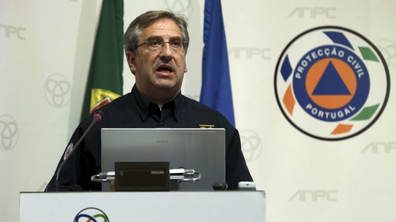 José Manuel Moura foi afastado do cargo de comandante nacional operacional da Proteção Civil há um ano
