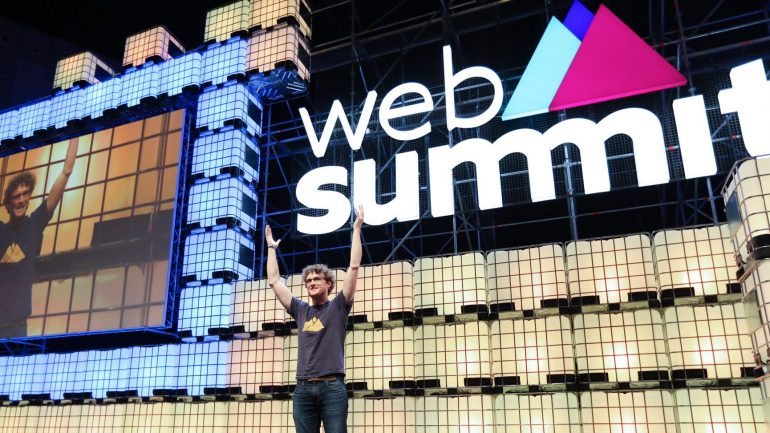 Na edição do ano passado, a Web Summit recebeu perto de 60 mil pessoas nos palcos da FIL e Altice Arena