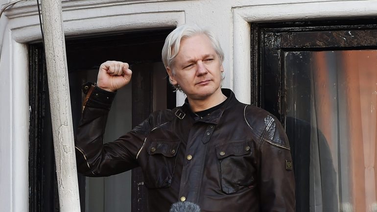 Julian Assange está exilado desde 2012 na embaixada do Equador em Londres
