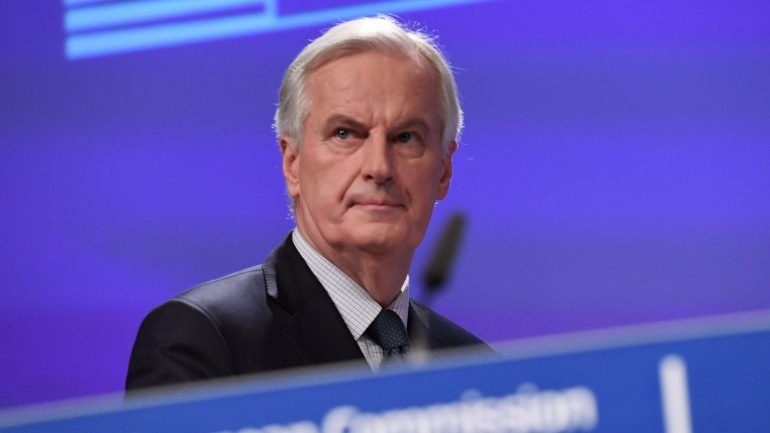 &quot;Não podemos calcular exatamente os montantes em questão&quot;, disse o principal negociador da União Europeia, Michel Barnier