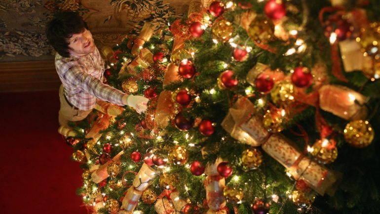 Iluminações de Natal chegaram a ser admitidas como a justificação da conta de eletricidade astronómica