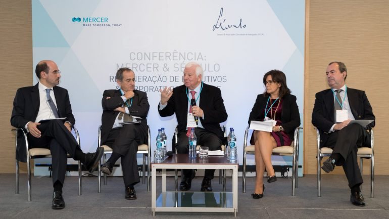 Eduardo Catroga foi um dos participantes na conferência da Mercer e da Sérvulo sobre governo das empresas
