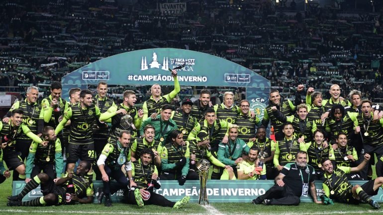 Sporting conquistou a primeira Taça da Liga do historial, que se junta a 18 Campeonatos, 16 Taças de Portugal e oito Supertaças