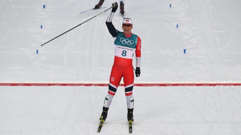 Marit Björgen não conseguiu chegar ao ouro mas nem por isso deixou de fazer história nos Jogos de Inverno