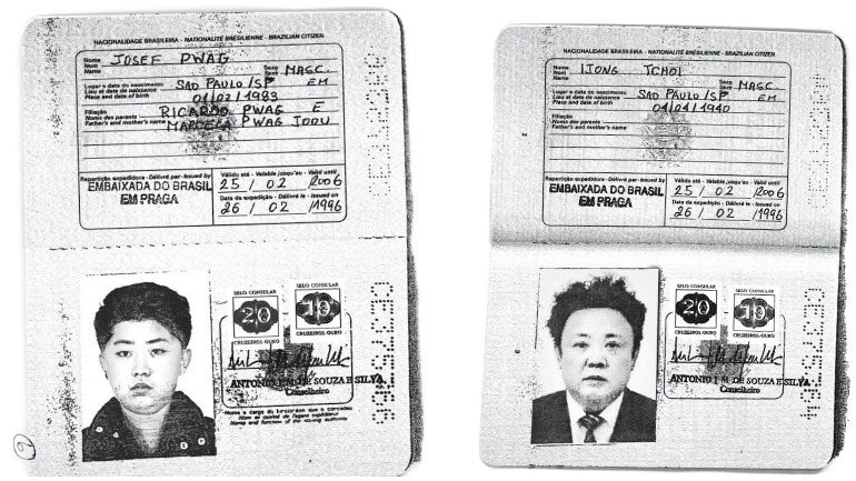 Cópias dos passaportes de falsos de Kim Jong-un e de Kim Jong-il, obtidos pela Reuters