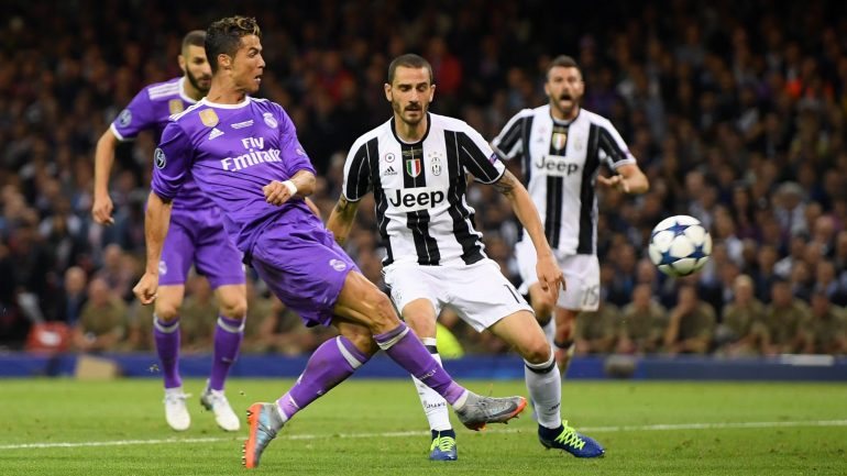 Cristiano Ronaldo, melhor marcador da Champions com 12 golos, bisou na final do ano passado com a Juventus