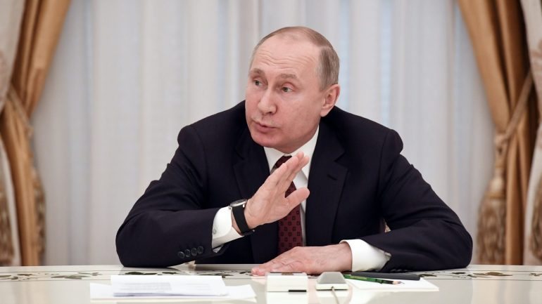 O envenenamento de Skripal desencadeou uma grave crise nas relações já tensas entre Moscovo e o Ocidente