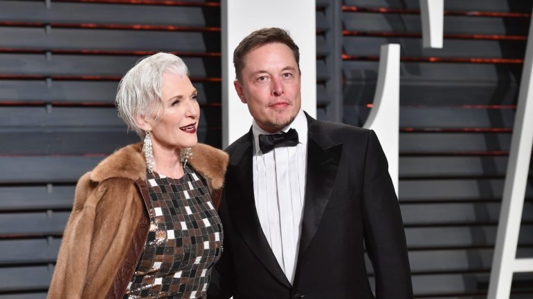 Elon Musk, presidente da Tesla, é filho de Errol e Maye Musk