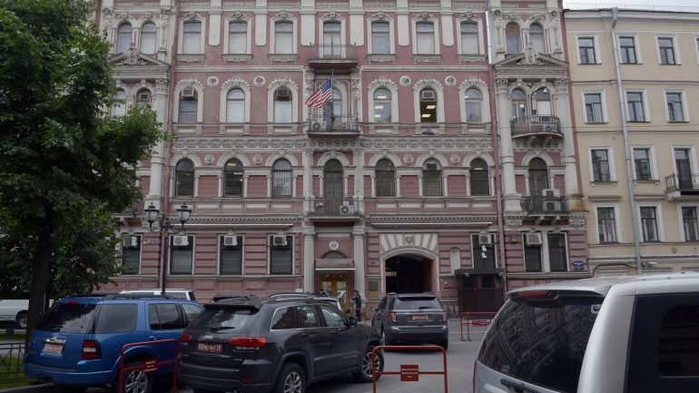 Consulado dos EUA em São Petersburgo (OLGA MALTSEVA/AFP/Getty Images)