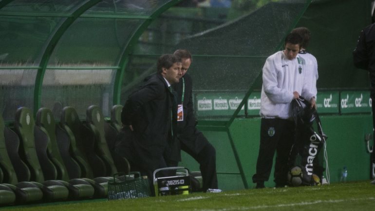 O presidente do Sporting não conseguiu deslocar-se sozinho