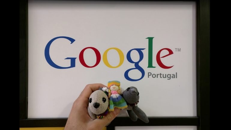 A Google foi criada em 1998 por Larry Page e Sergey Brin. Os atuais escritórios da empresa em Portugal são na Avenida da Liberdade