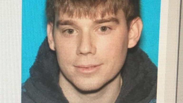 O suspeito de ter sido autor do tiroteio: Travis Reinking, de 29 anos