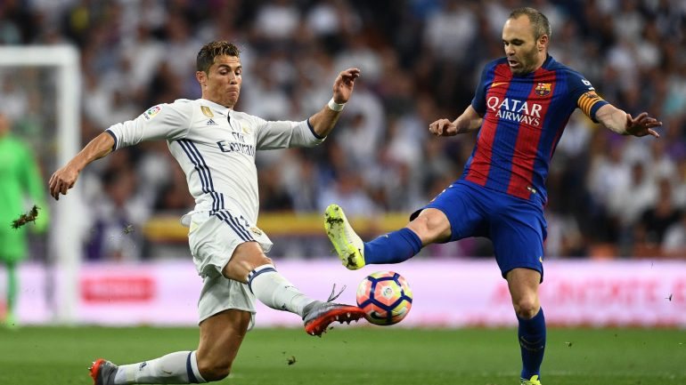 Real Madrid e Barcelona encontram-se no domingo, em Camp Nou, com os catalães já matematicamente campeões