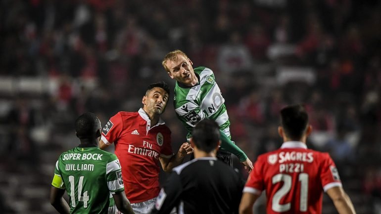Sporting e Benfica tentam chegar o mais alto possível: segundo lugar vale entrada da Liga dos Campeões