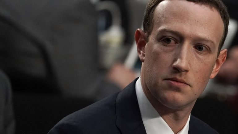 Mar Zuckerberg foi ouvido no Congresso norte-americano em abril, também por causa do caso Cambridge Analytica