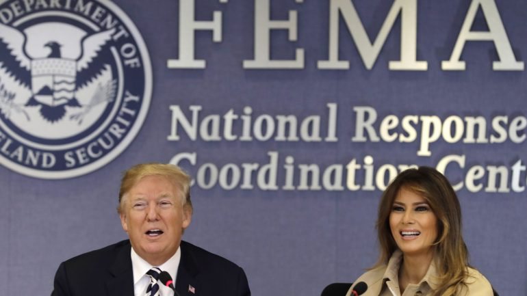Donald Trump e Melania Trump no primeiro evento desde que a primeira-dama foi operada