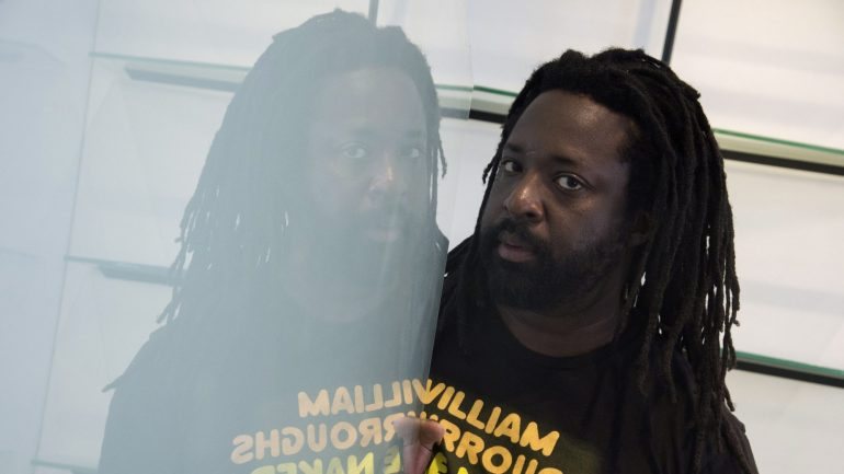 O jamaicano Marlon James ganhou o Man Booker Prize em 2015