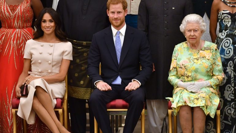 O Queen's Young Leaders realizou-se na terça-feira, no Palácio de Buckingham
